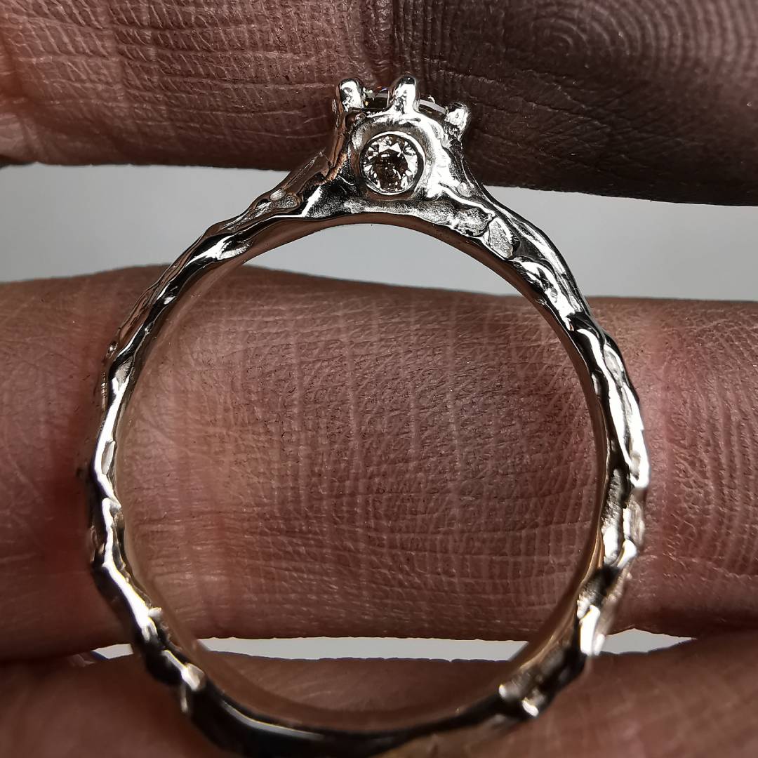 White Gold Ring With Natural Diamonds