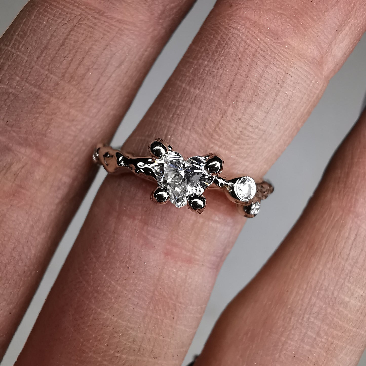 Marry Me Vol. II Balto Aukso Žiedas Su Lab. Deimantais