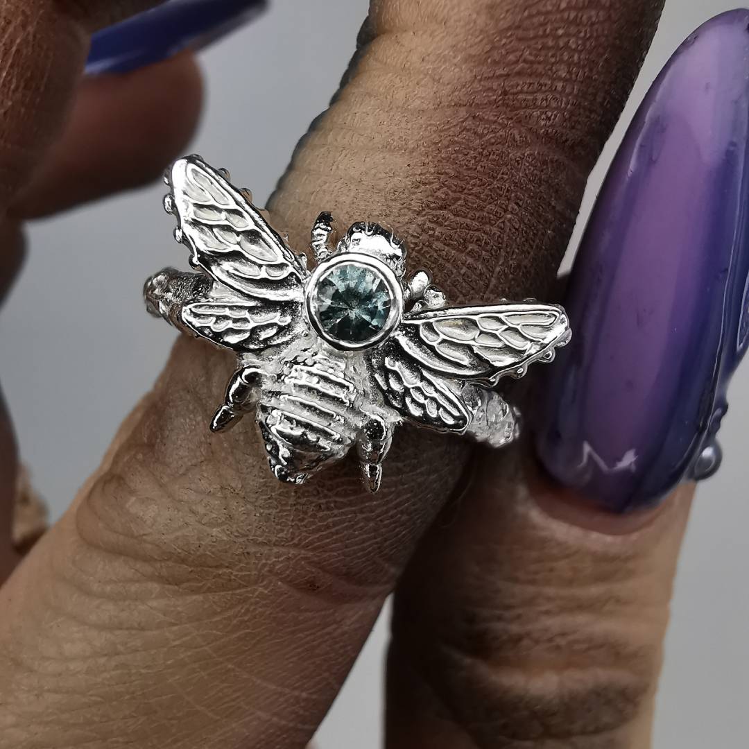 Silver Bee Ring With Sapphire