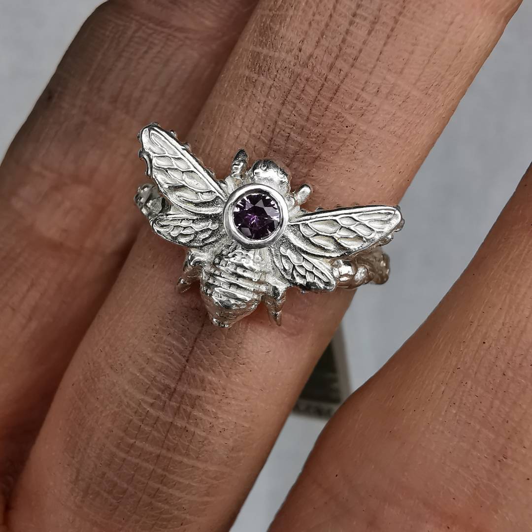 Silver Bee Ring With Sapphire