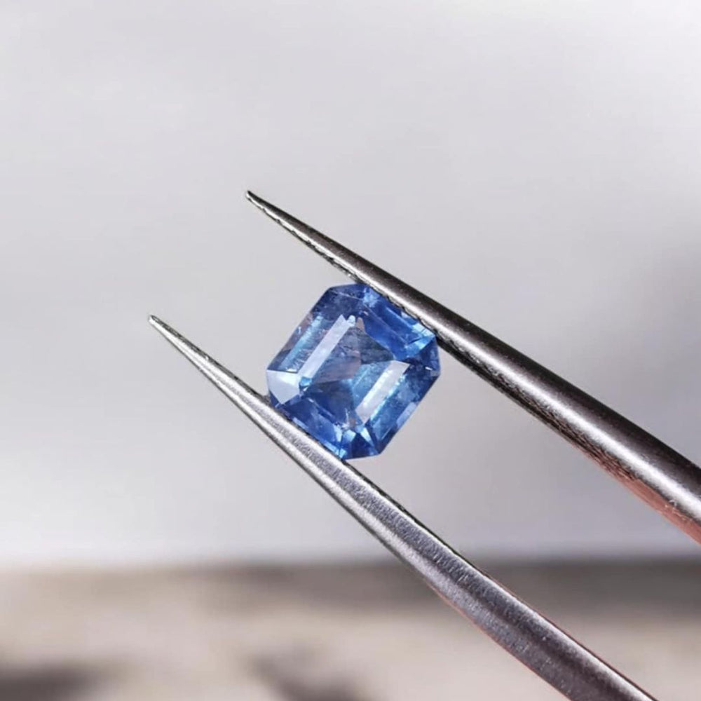 Sapphire 0.94 ct