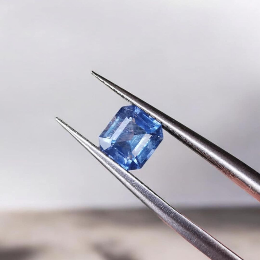 Sapphire 0.94 ct