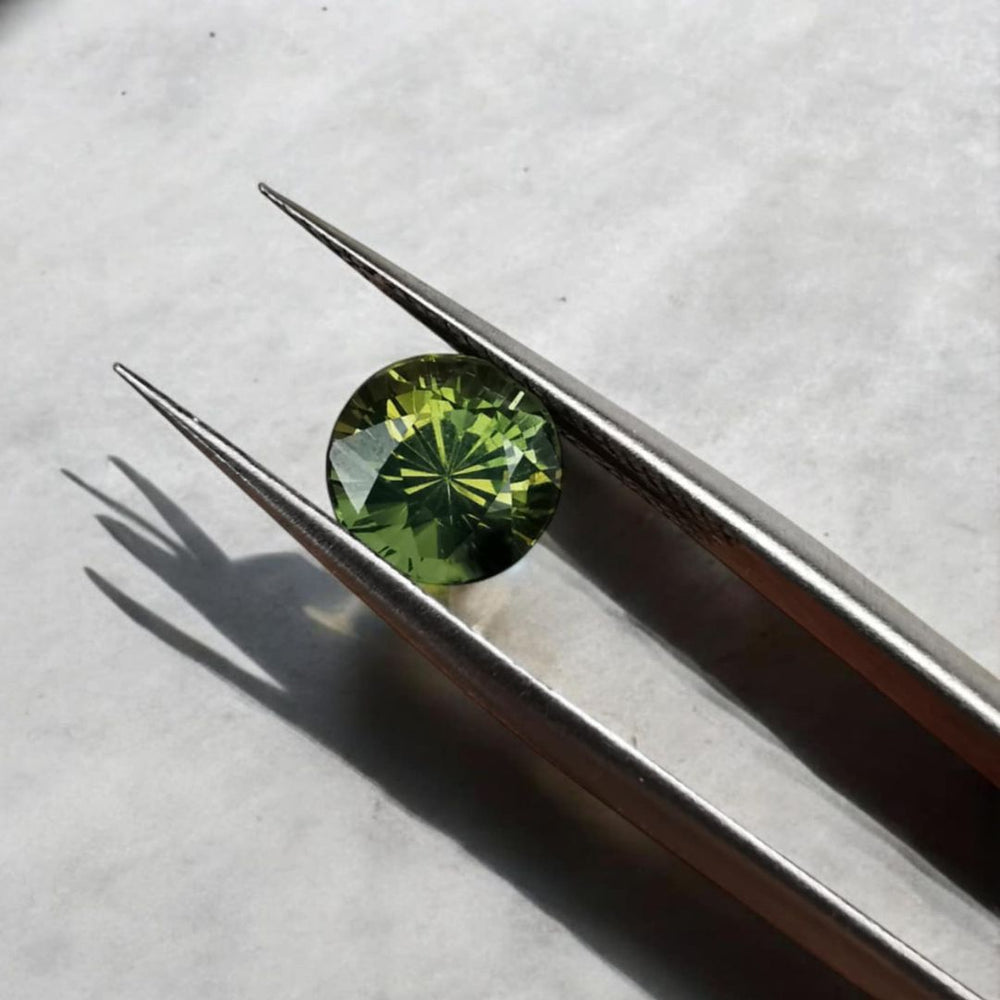 Madagascar Sapphire 2 ct