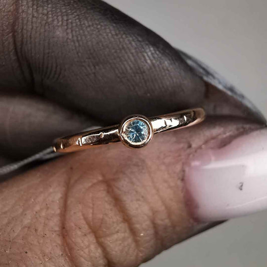  Raudono Aukso Autorinis Žiedas Su 2.0 mm Grandidieritu