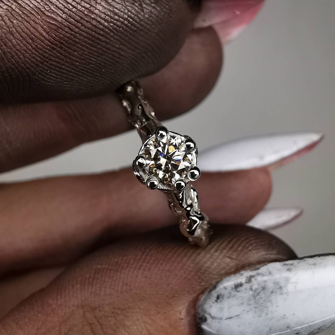 White Gold Ring With Natural Diamonds