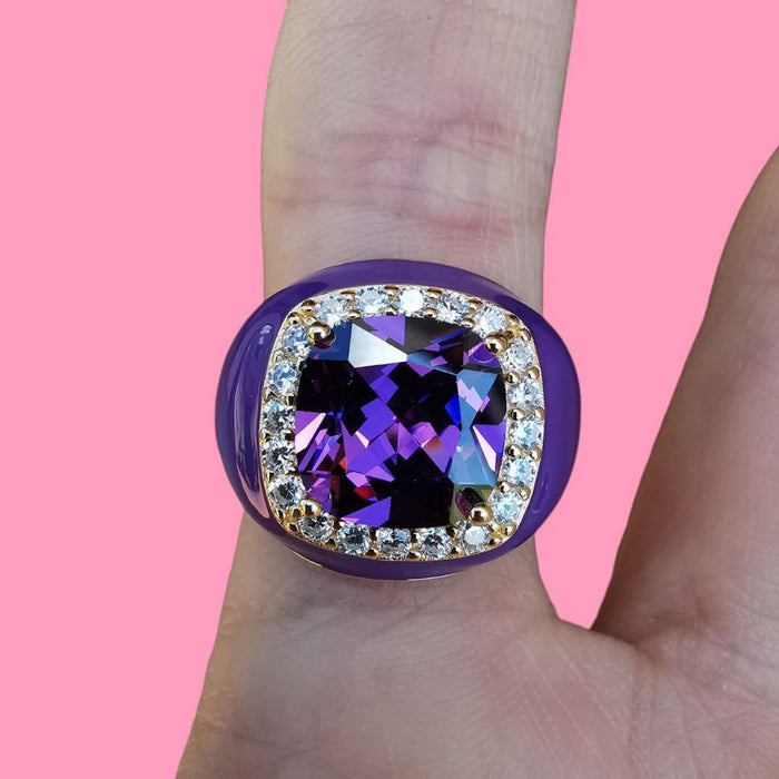 Ring With Zircon