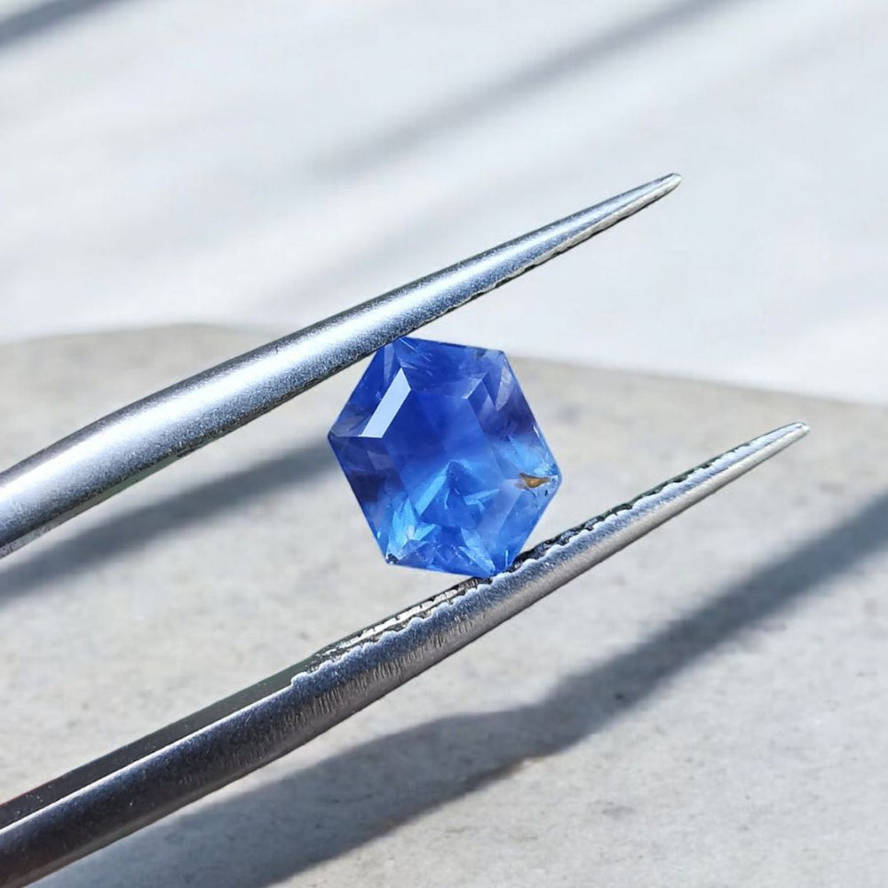 Sapphire 1.1 ct
