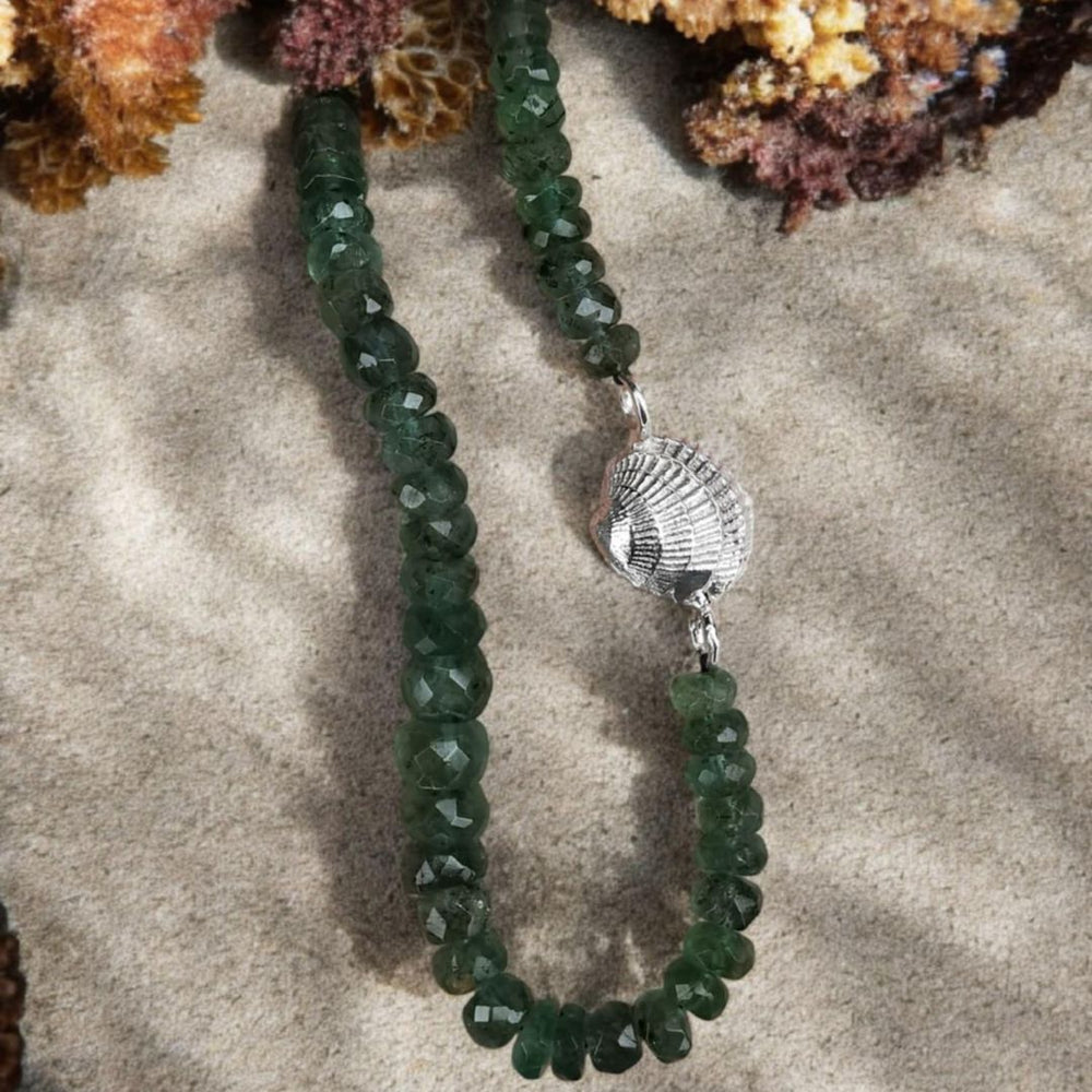 Signature Necklace With Silver Details &  Emerald