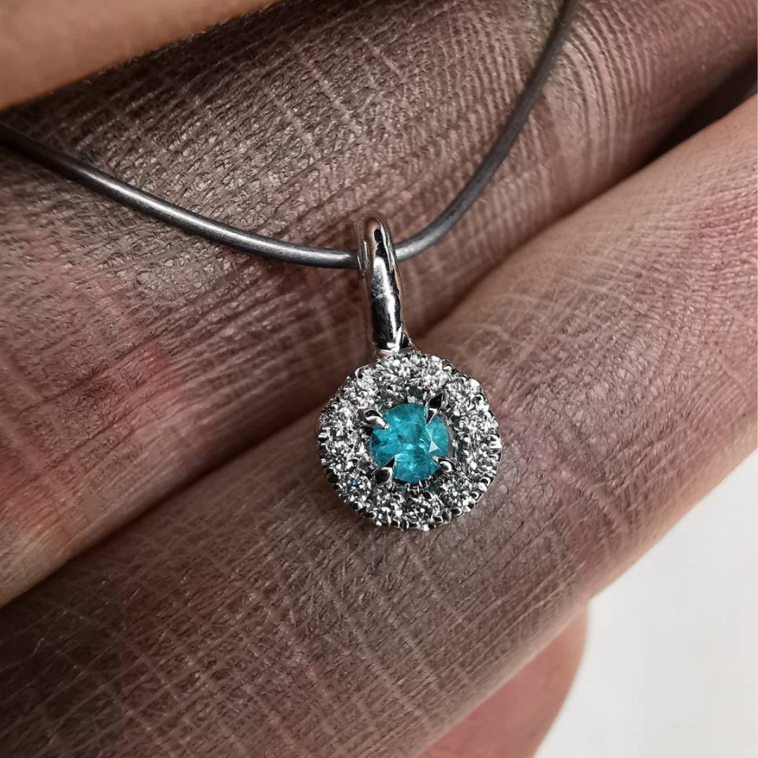 White Gold Pendant With Paraiba Tourmaline & Diamonds