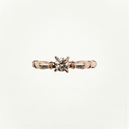 Column Raudono Aukso Žiedas Su Deimantu