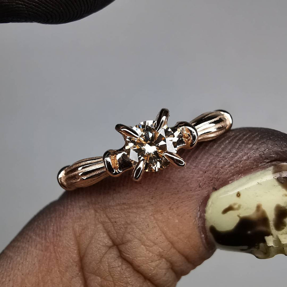 Column Rose Gold Ring With Diamond