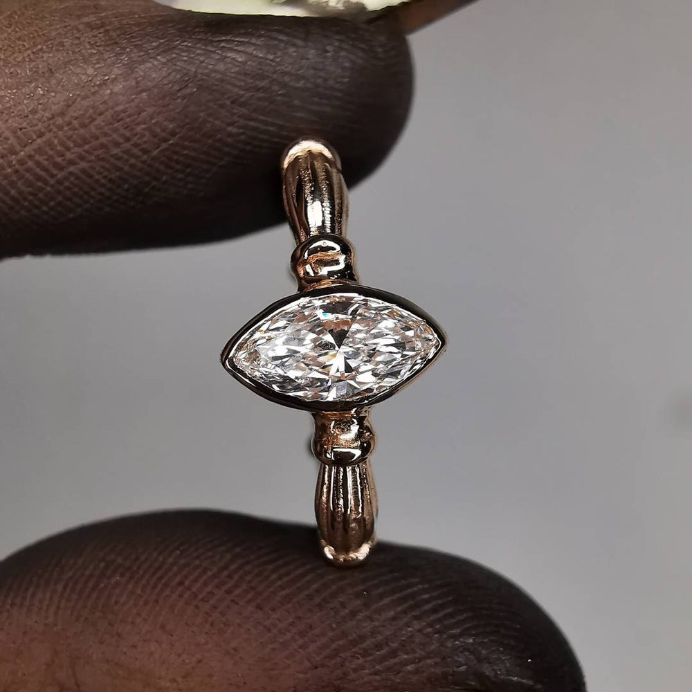 Column Marquise Rose Gold Ring With Lab. Diamond