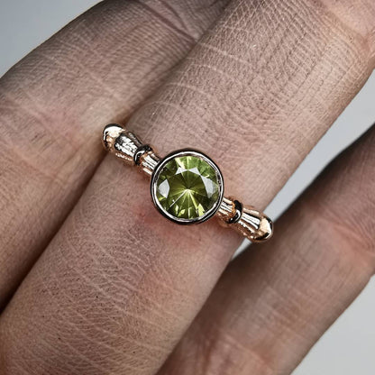 Column Maxi Raudono Aukso Žiedas Su Safyru