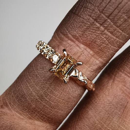 Rose Gold & Diamonds Ring