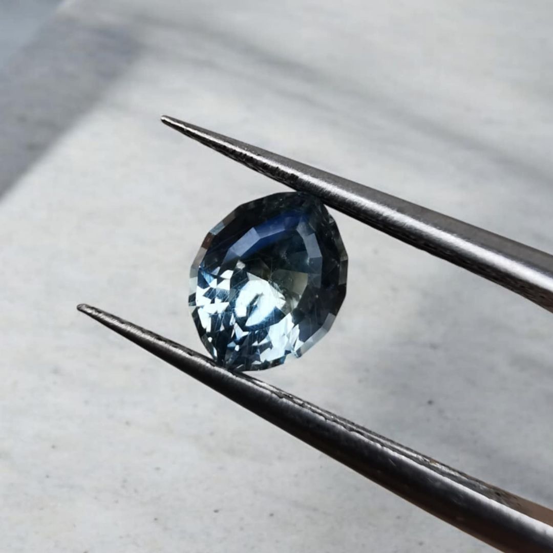 Madagascar Sapphire 0.9 ct