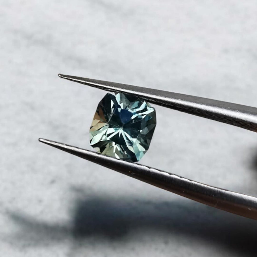 Madagascar Sapphire 0.8 ct