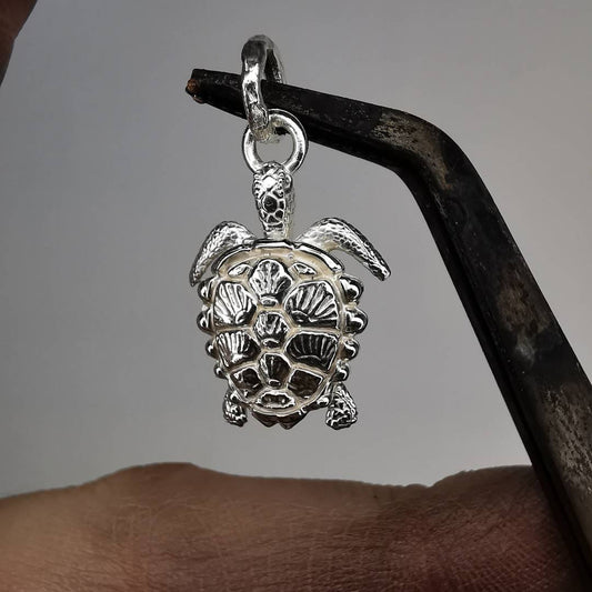 Silver Turtle Pendant